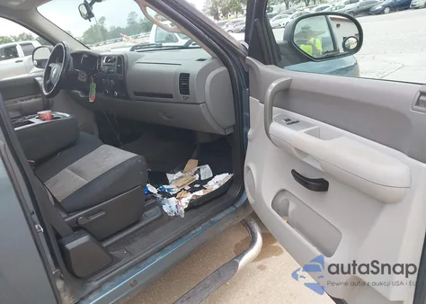 2008 Chevrolet Silverado 1500 Work Truck from USA, damaged, VIN 1GCEC19X68Z194253